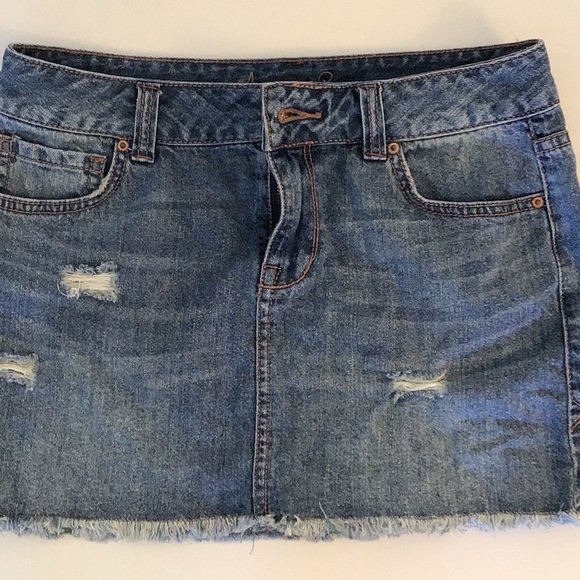 American Rag Mini Skirt - Picture 7 of 10